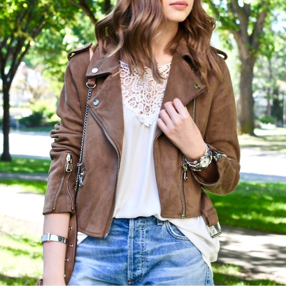 White lace and polyester tank top